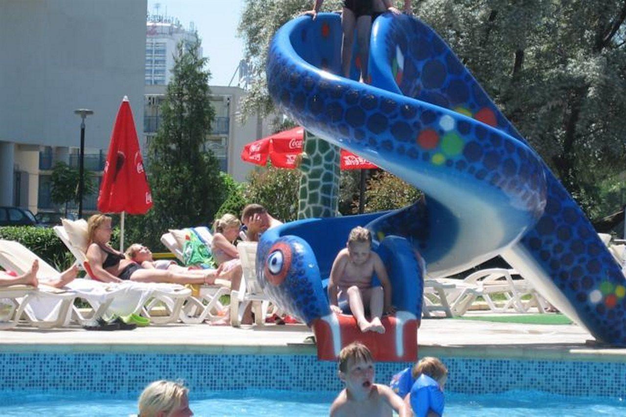 Hotel Iskar & Aquapark Slantchev Briag Extérieur photo