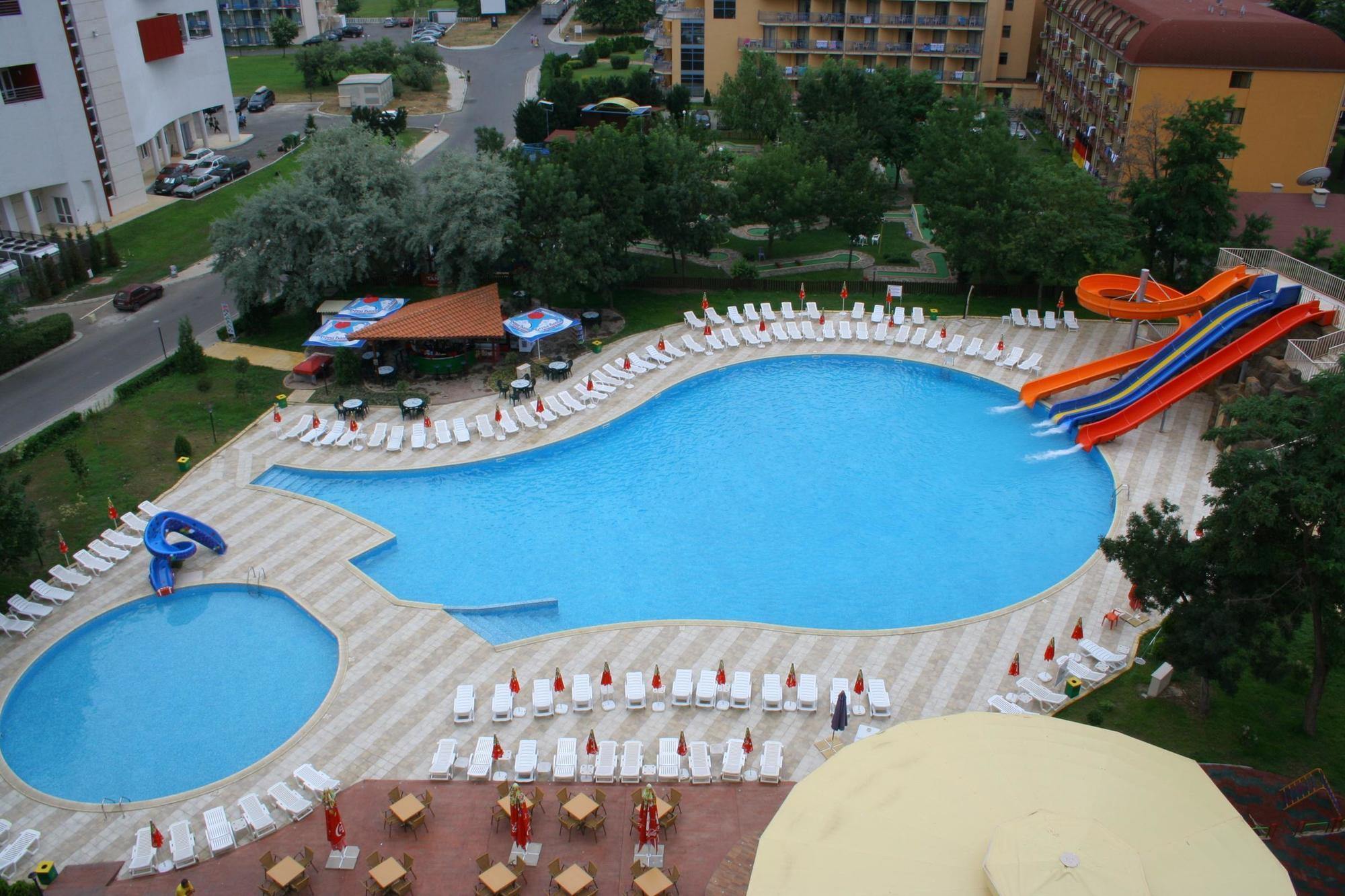Hotel Iskar & Aquapark Slantchev Briag Extérieur photo