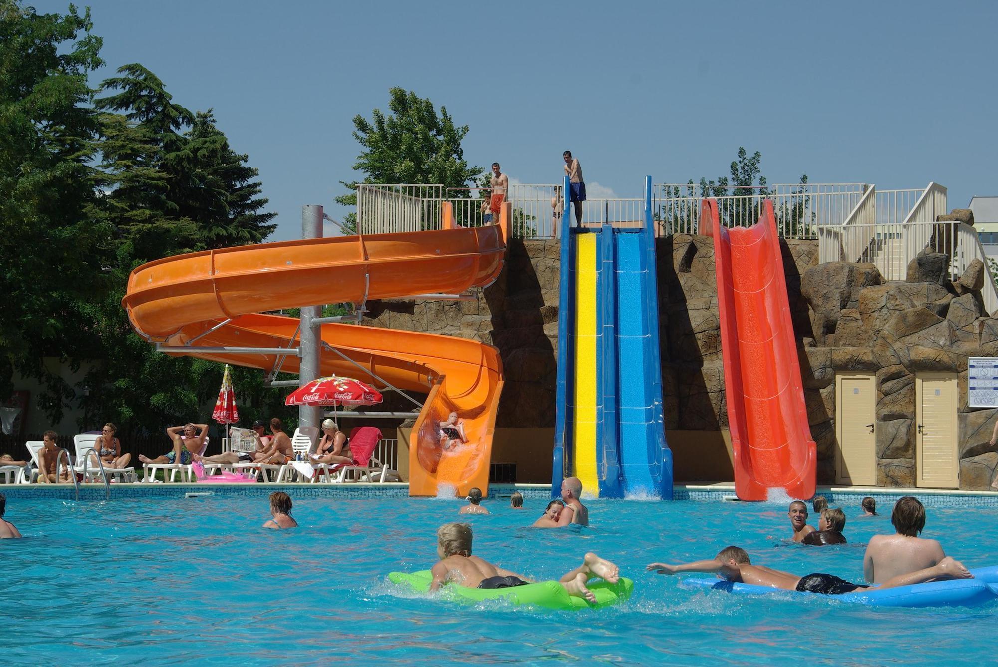 Hotel Iskar & Aquapark Slantchev Briag Extérieur photo